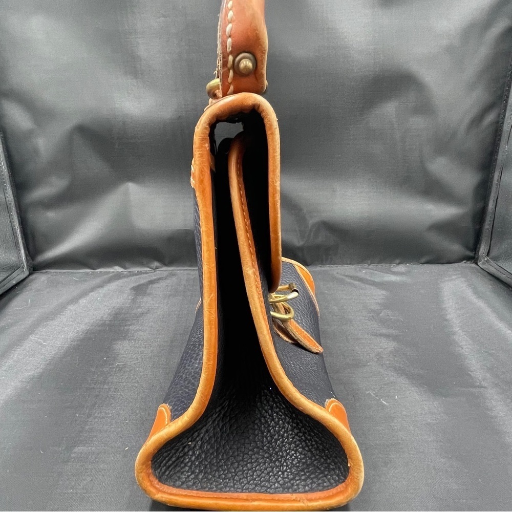 Vintage Dooney and Bourke Dillen Bowling Handbag- pebble leather - Picture 7 of 10